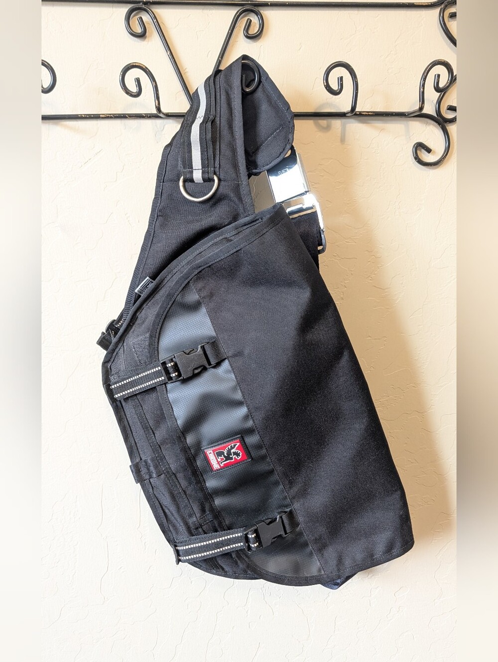 Chrome Mini Metro Messenger Bag
